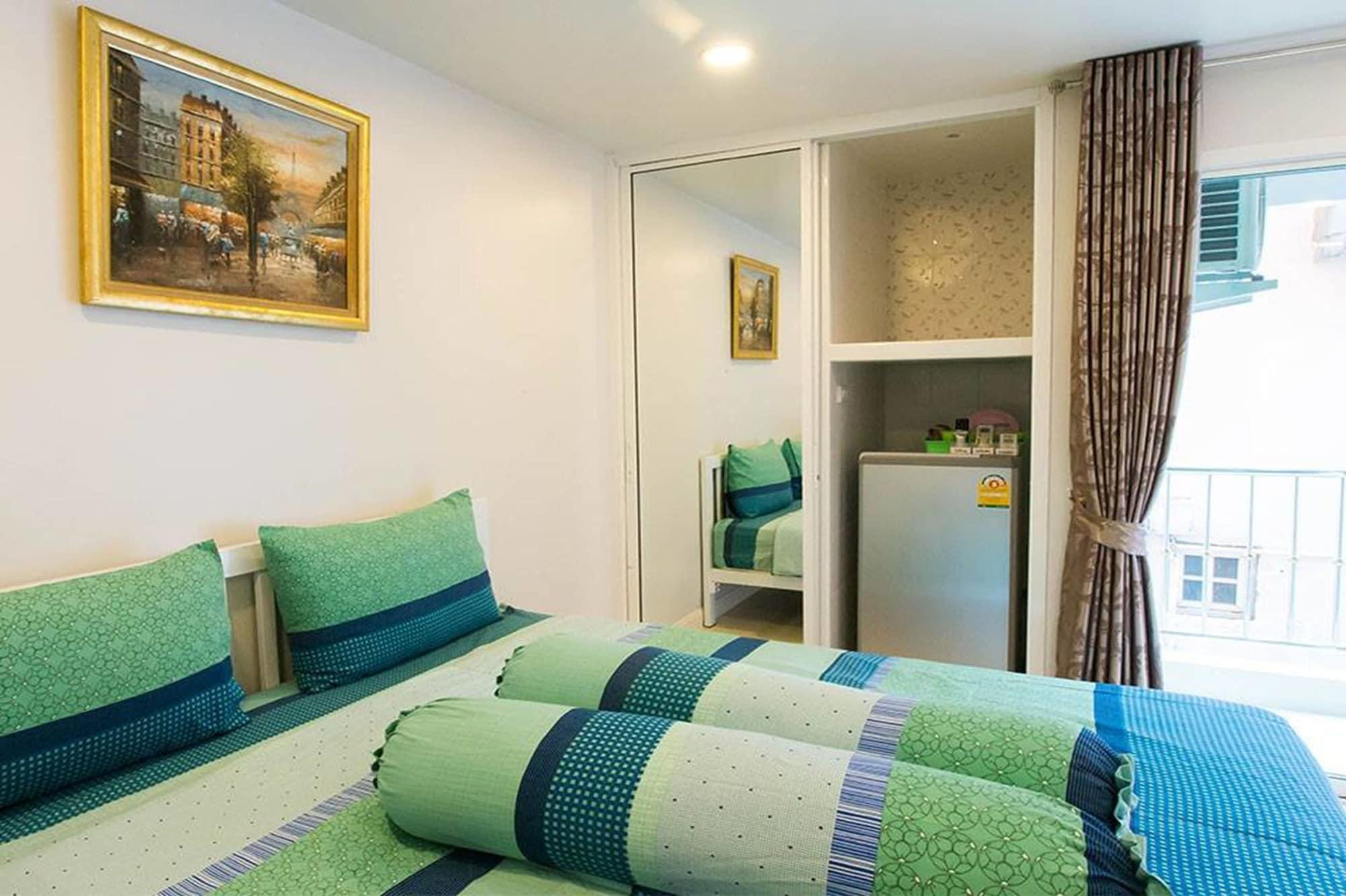 Parvena Hotel Bangkok Buitenkant foto